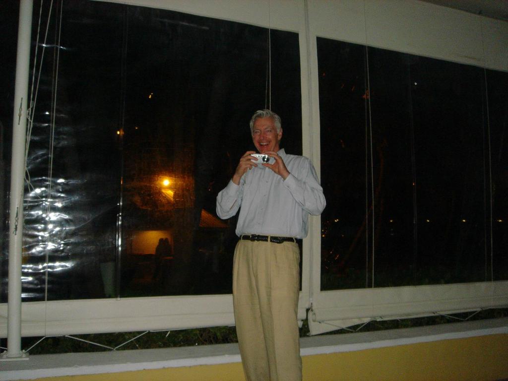 2005/01(Jan)/03(KeyWest)/1024x768_2005-01-28 18-19-45.JPG
